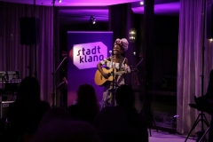 «stadtklang» Konzert mit Bee Bakare @ Crowne Plaza Düsseldorf/Neuss